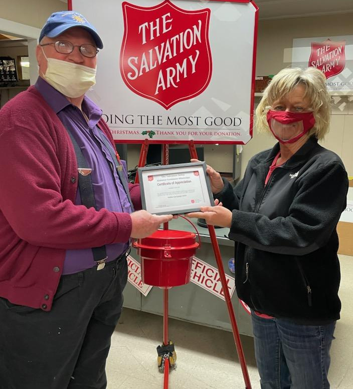 Salvation Army Honors Robbie Hollis